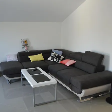 Vakantiehuis Villa J Sutivan