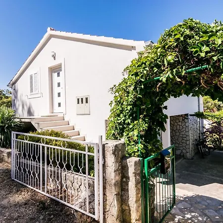 Holiday home Villa J Sutivan